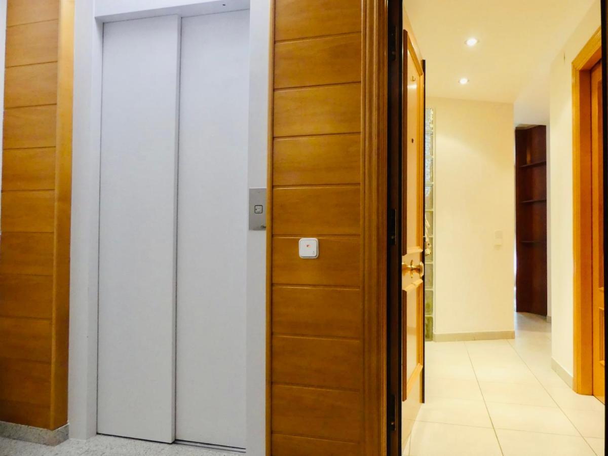 Confortable Pis En Ple Centre De Vic Aptgarbi Экстерьер фото
